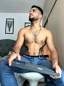 shoma2003 – webcam model profile photo Image 18