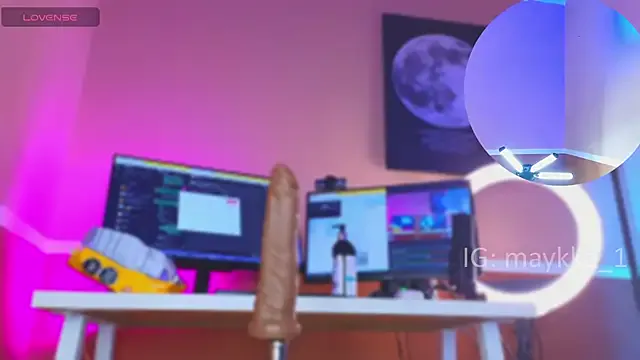 MiaTonyy – webcam model profile photo Image 4