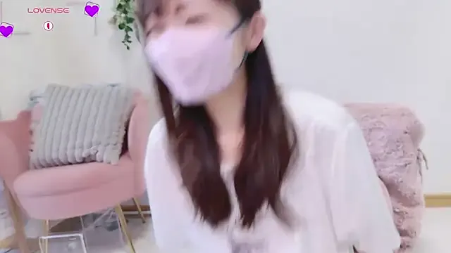 Anna-ya – webcam model profile photo Image 5