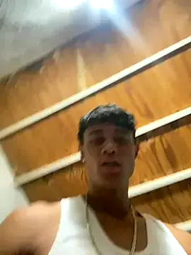 str8gaywannaplay – webcam model profile photo Image 2