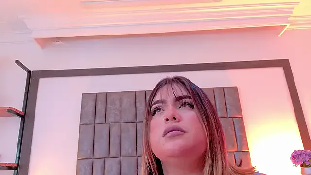 LizzieGreyX – webcam model profile photo Image 10