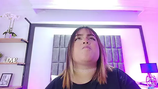 LizzieGreyX – webcam model profile photo Image 4