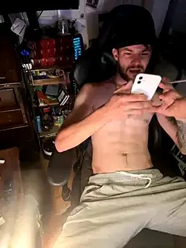 MistressLouUK – webcam model profile photo Image 11