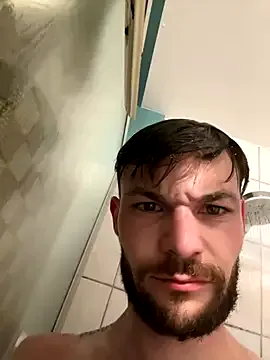 MistressLouUK – webcam model profile photo Image 2