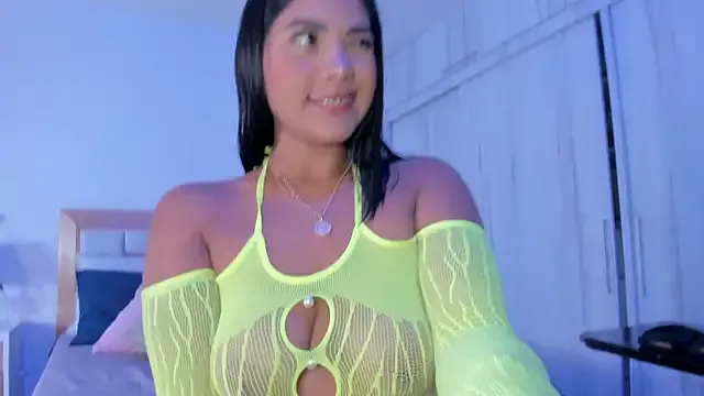 Ellalouisee89 – webcam model profile photo Image 10