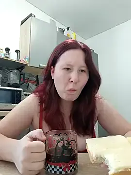 MistressLouUK – webcam model profile photo Image 11