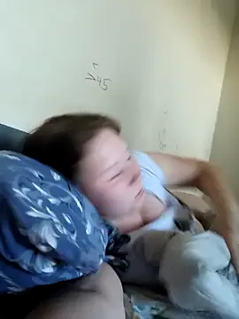 MistressLouUK – webcam model profile photo Image 4