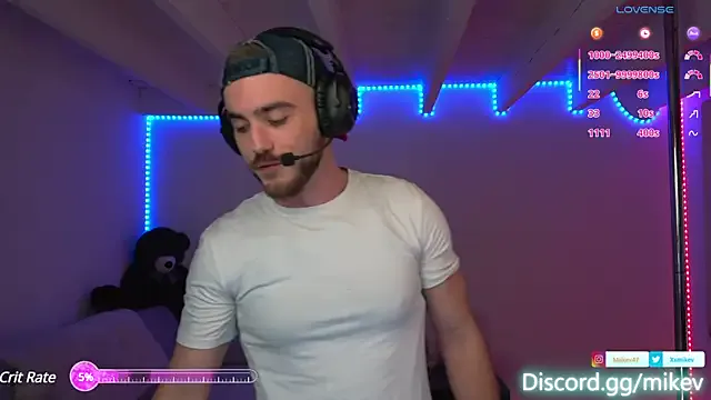 ed_hooligan – webcam model profile photo Image 3