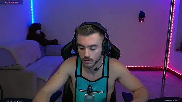 ed_hooligan – webcam model profile photo Image 6