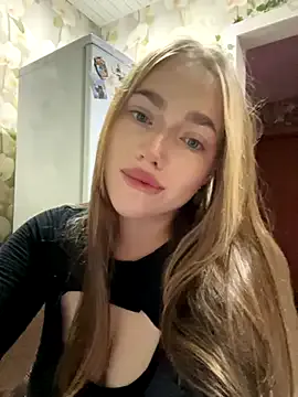 GlamGran – webcam model profile photo Image 2