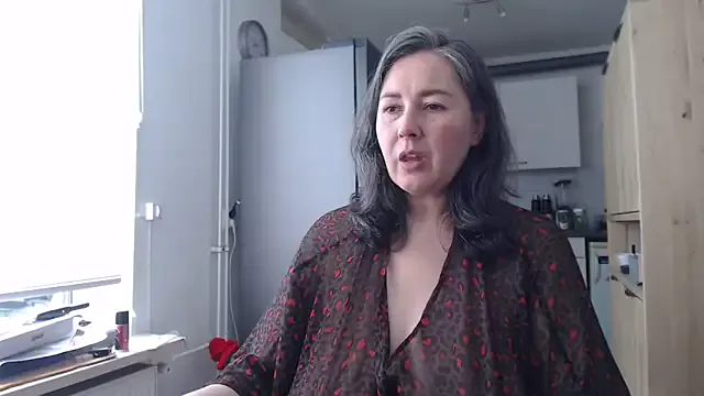 MilfGina Image 17