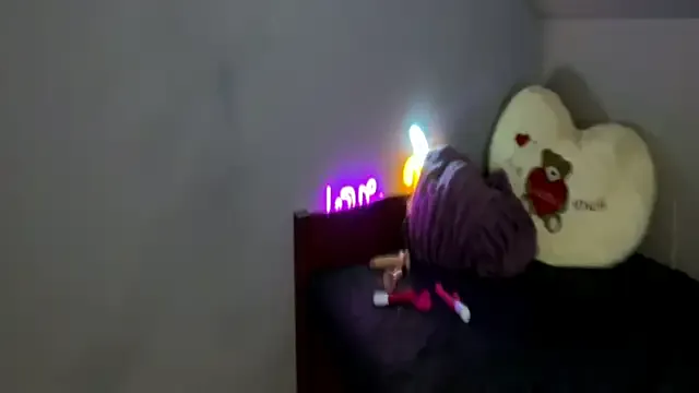 blondeza – webcam model profile photo Image 7