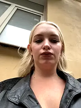 xxxharmonyyy – webcam model profile photo Image 17
