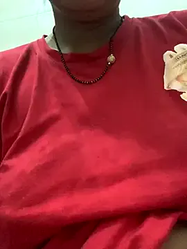 TyleneBuck – webcam model profile photo Image 19