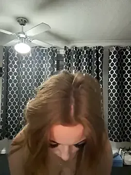 TaianaHerrera – webcam model profile photo Image 7