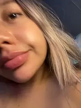 Xyligana – webcam model profile photo Image 13