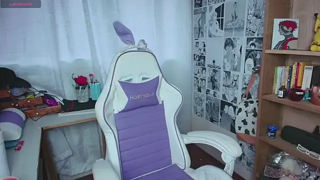 CN-weiwei – webcam model profile photo Image 12