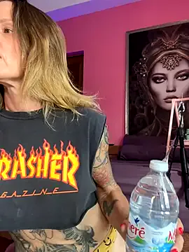 Masya1996 – webcam model profile photo Image 12