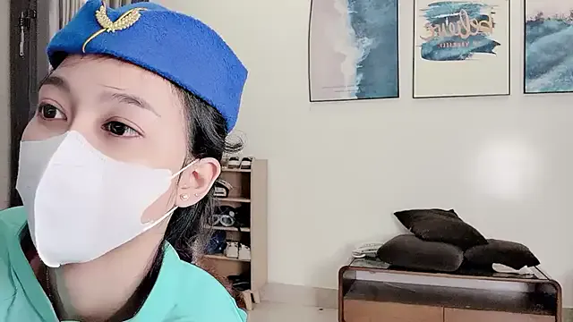 British_EmJess – webcam model profile photo Image 12