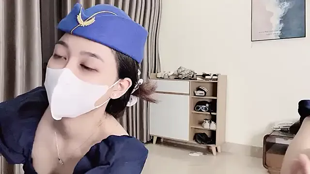 British_EmJess – webcam model profile photo Image 13