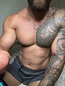 SashaVaughn – webcam model profile photo Image 7