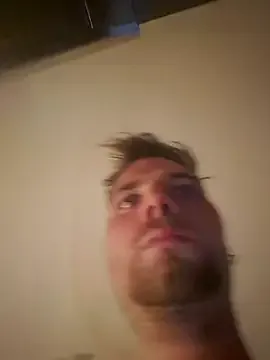 reeves_bae – webcam model profile photo Image 5