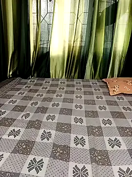 pinkys-slave – webcam model profile photo Image 4