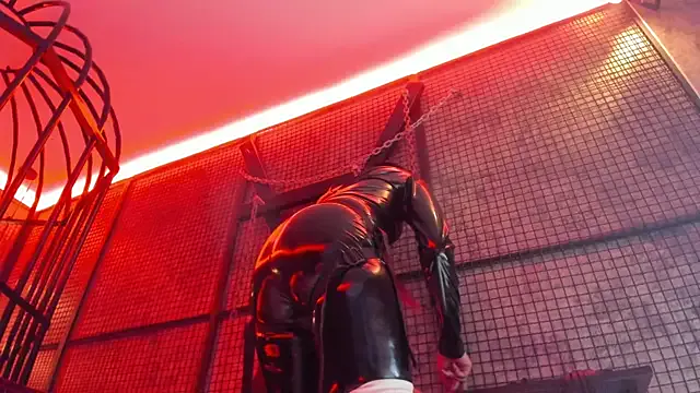 Milfandrea – webcam model profile photo Image 13