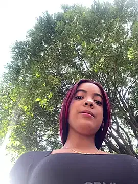 British_EmJess – webcam model profile photo Image 4