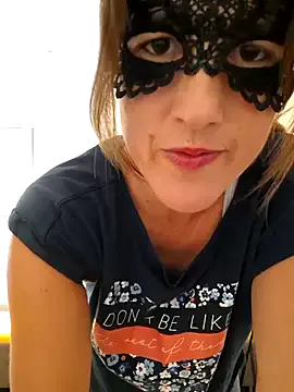 GlamGran – webcam model profile photo Image 2