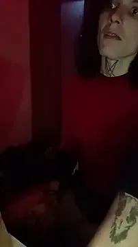 BabeBeth40 – webcam model profile photo Image 5