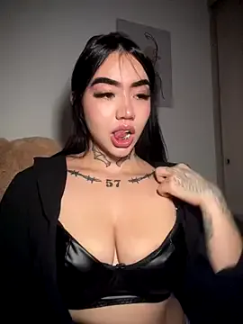 SusyBlair – webcam model profile photo Image 19