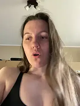 Nicole-Ray Image 19