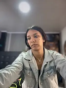 fvckingoliviabio – webcam model profile photo Image 18