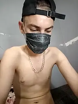 1pushman – webcam model profile photo Image 13