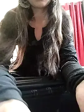 Zipper1970 – webcam model profile photo Image 19