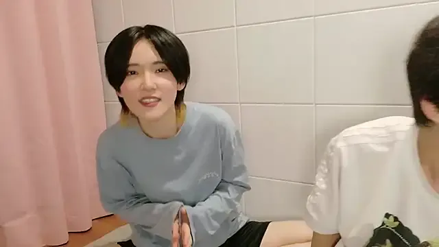 Blondebrookex – webcam model profile photo Image 4