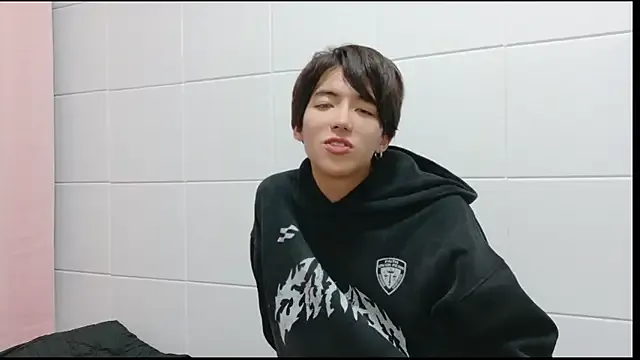 Blondebrookex – webcam model profile photo Image 5