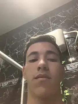 LizzieGreyX – webcam model profile photo Image 11