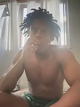 KateDivineUK – webcam model profile photo Image 14