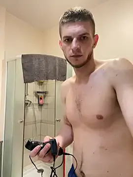 _K_K – webcam model profile photo Image 14