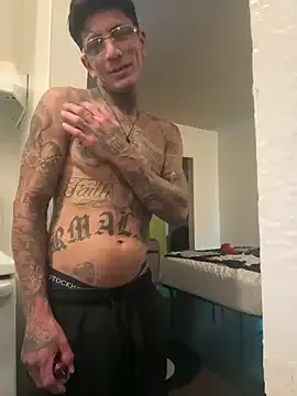 British_EmJess – webcam model profile photo Image 14