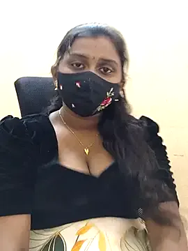 Pavani-Sexy Image 10