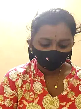 Pavani-Sexy Image 14