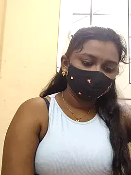 Pavani-Sexy Image 18