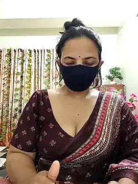 BlondeScarlettx – webcam model profile photo Image 15