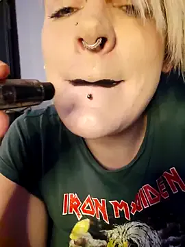 DmiLay – webcam model profile photo Image 17