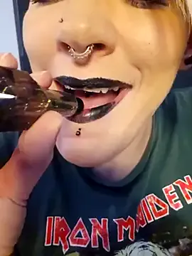 DmiLay – webcam model profile photo Image 19