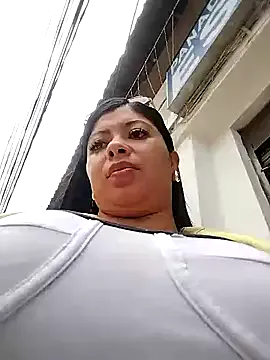 SusyBlair – webcam model profile photo Image 3
