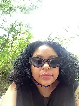 British_EmJess – webcam model profile photo Image 16